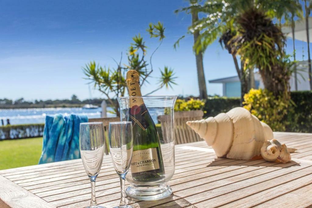 Noosa Quays Aparthotel Exterior photo