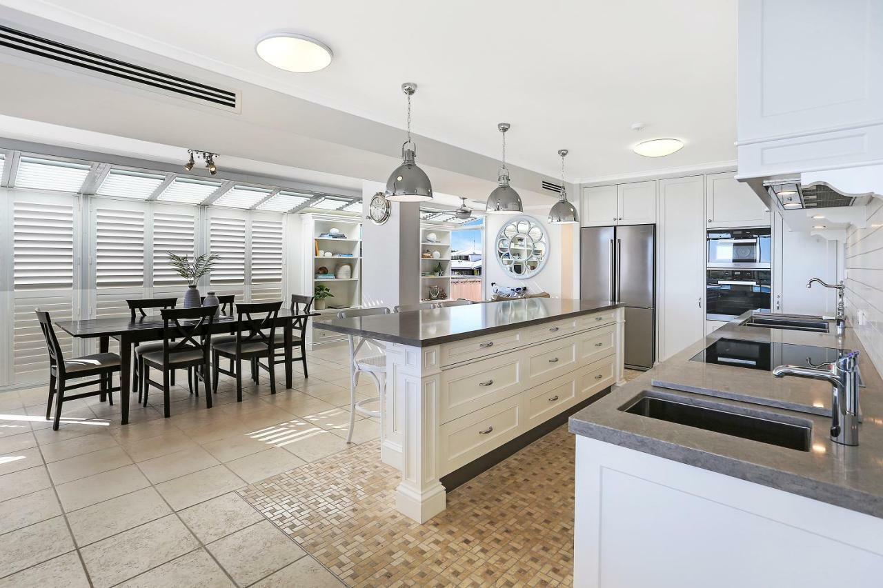 Noosa Quays Aparthotel Exterior photo
